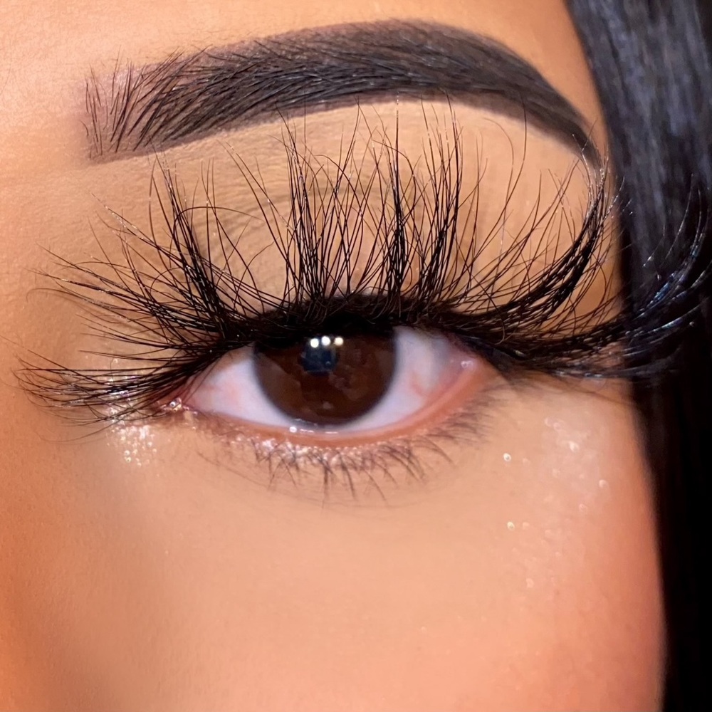 21+ Dramatic Black False Eyelashes